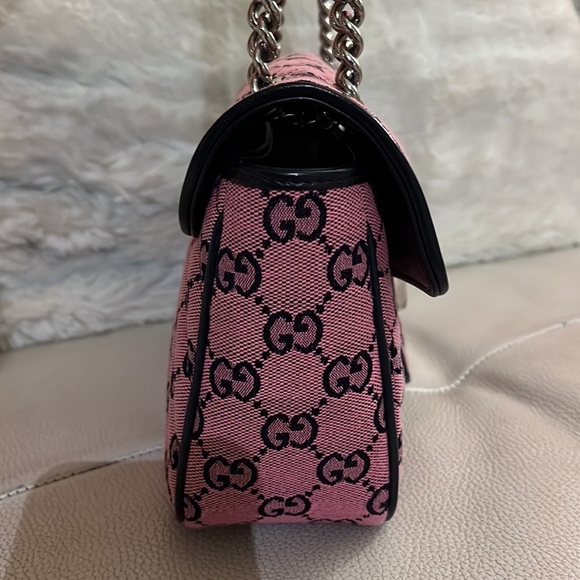 Gucci Small pink GG supreme crossbody shoulder bag NWB - Picture 7 of 9